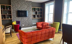 Halvard Apartments At Castletown